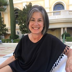 Meet your Posher, Rita